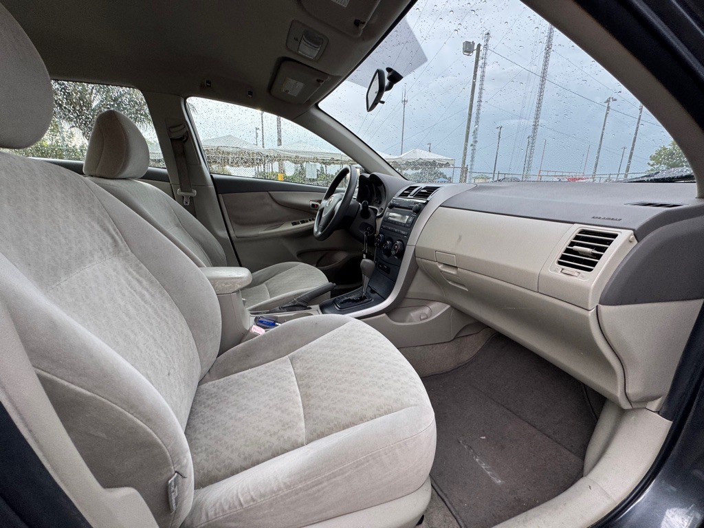 2009 Toyota Corolla Image 12