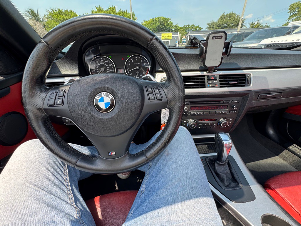 2012 BMW 3 Series Image 20