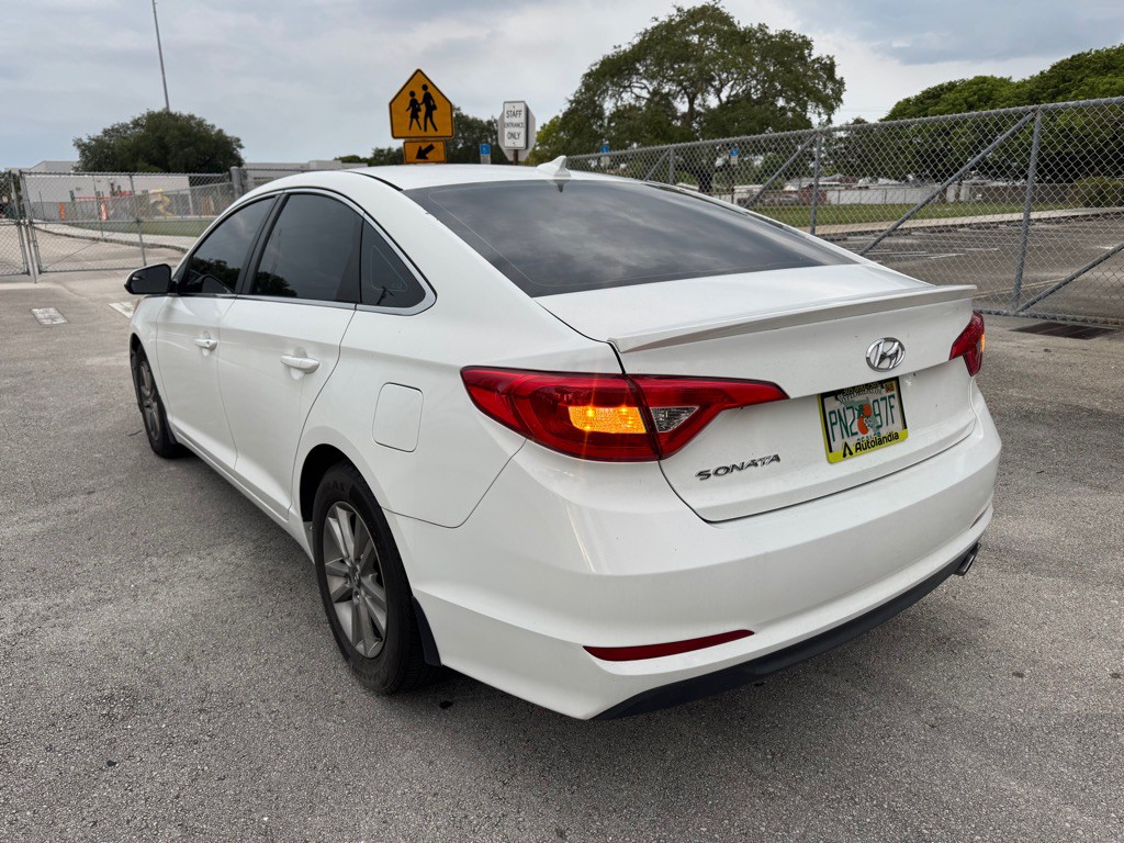 2015 Hyundai Sonata Image 7