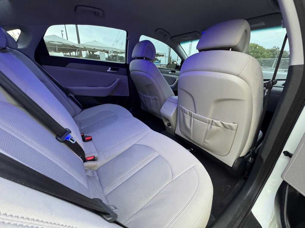 2015 Hyundai Sonata Image 10
