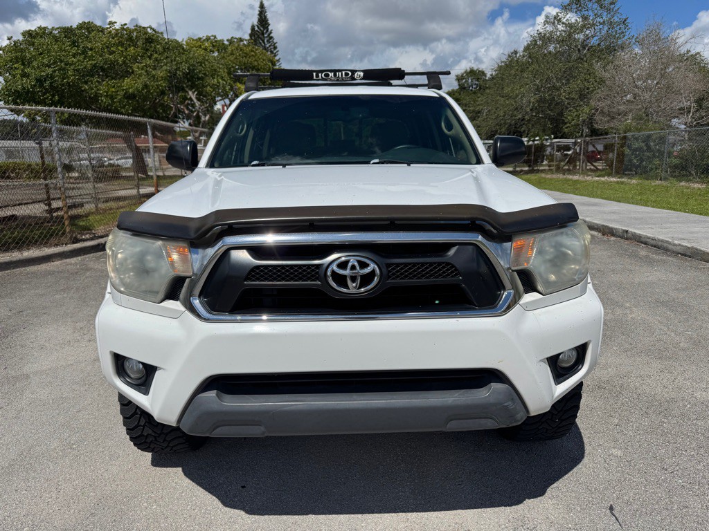2013 Toyota Tacoma Image 2