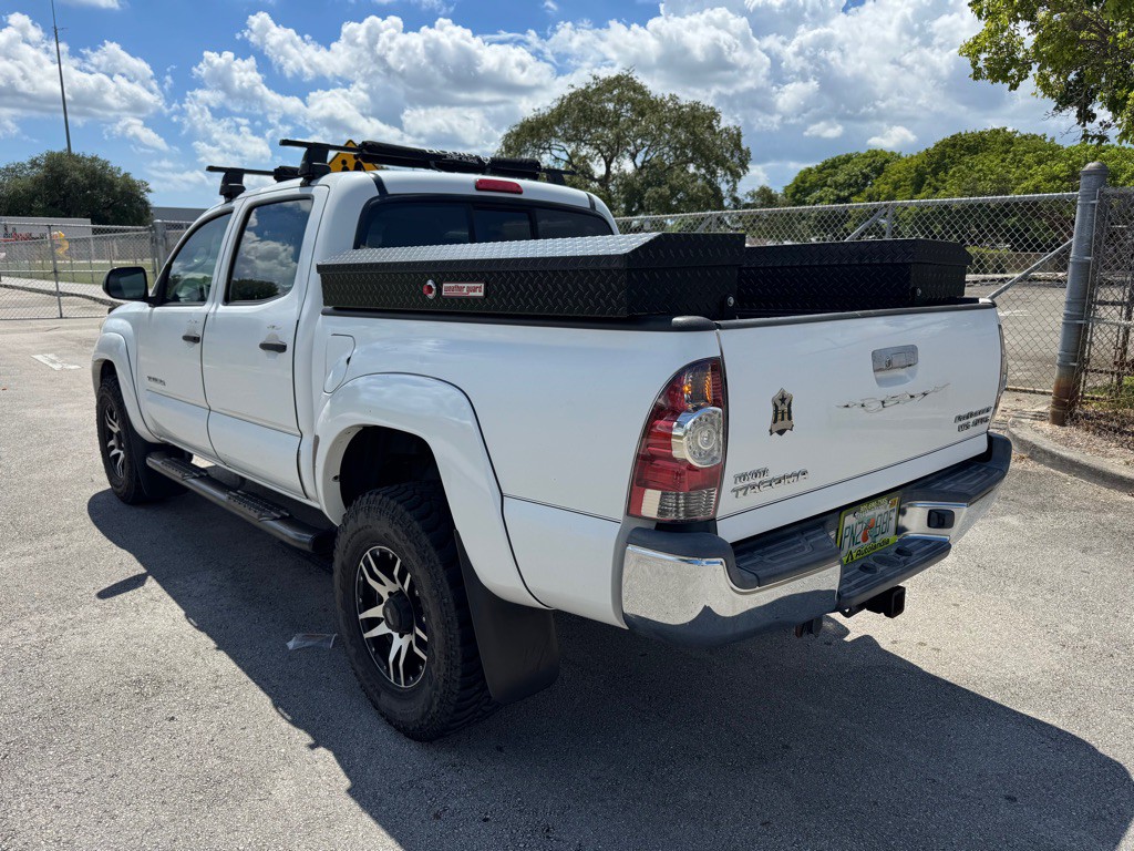 2013 Toyota Tacoma Image 8