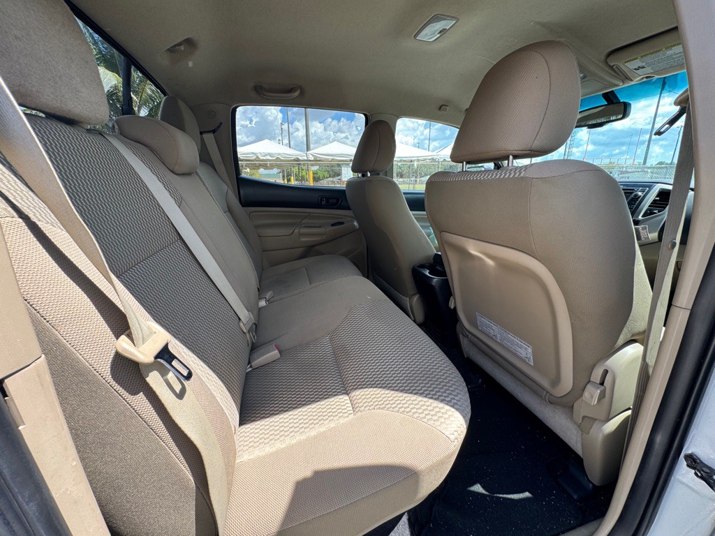 2013 Toyota Tacoma Image 12