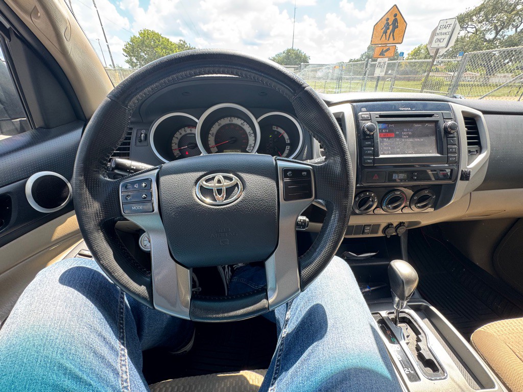 2013 Toyota Tacoma Image 15