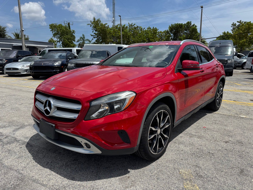 2016 Mercedes-Benz GLA-Class Image 1
