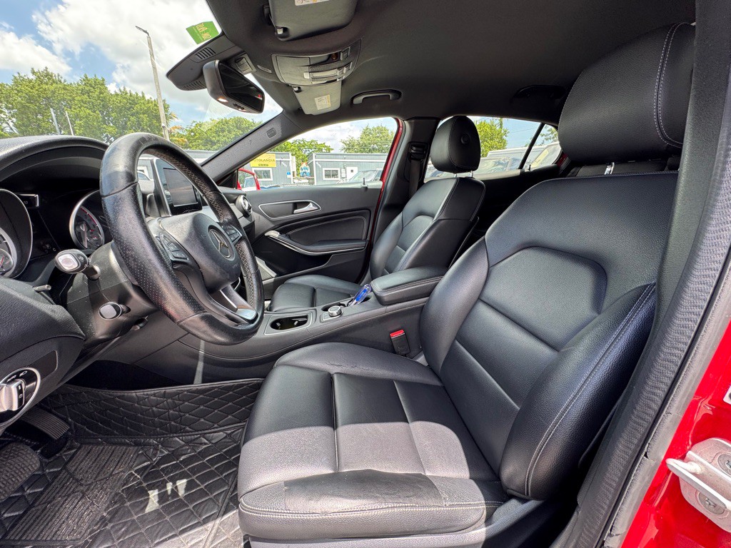 2016 Mercedes-Benz GLA-Class Image 9