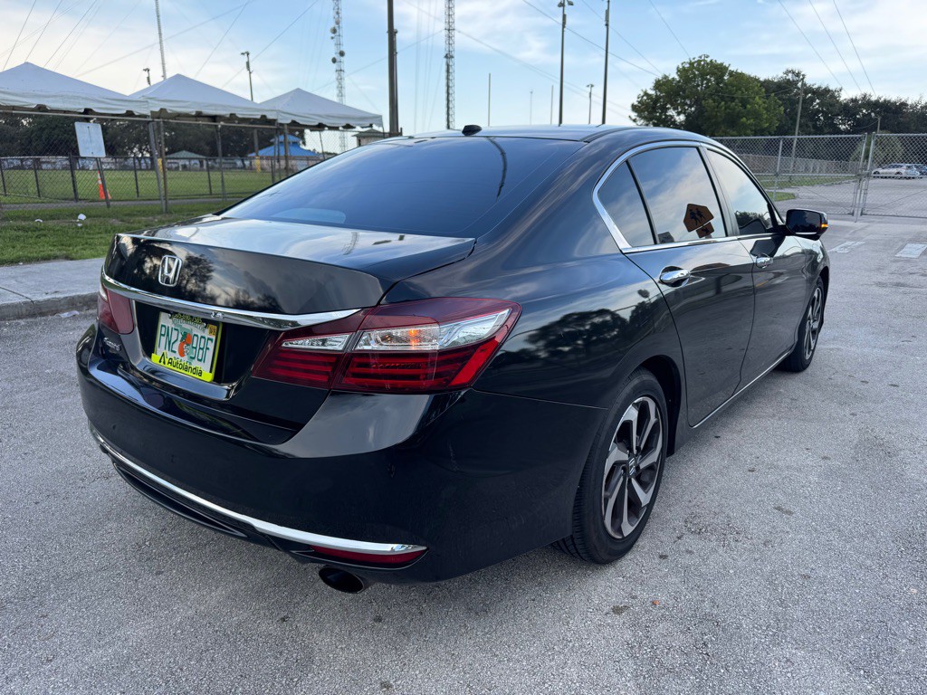 2016 Honda Accord Image 5
