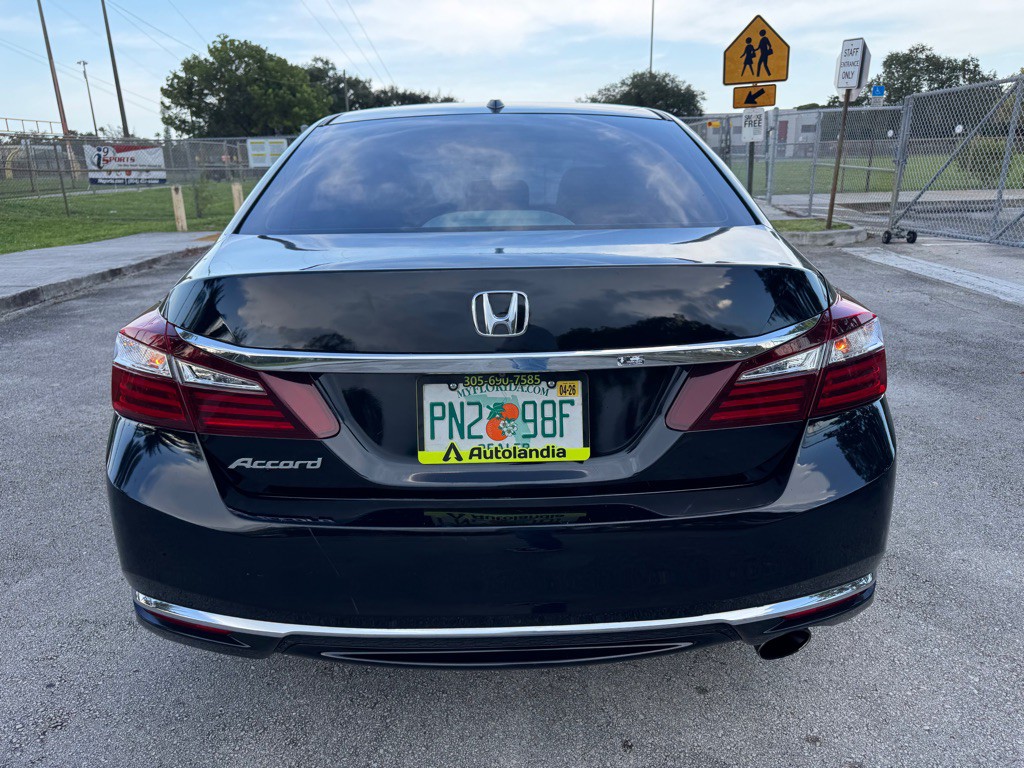 2016 Honda Accord Image 6