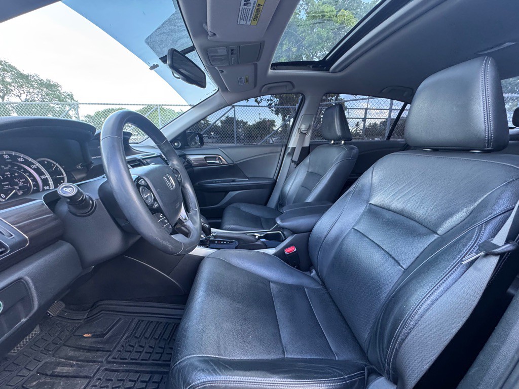 2016 Honda Accord Image 9