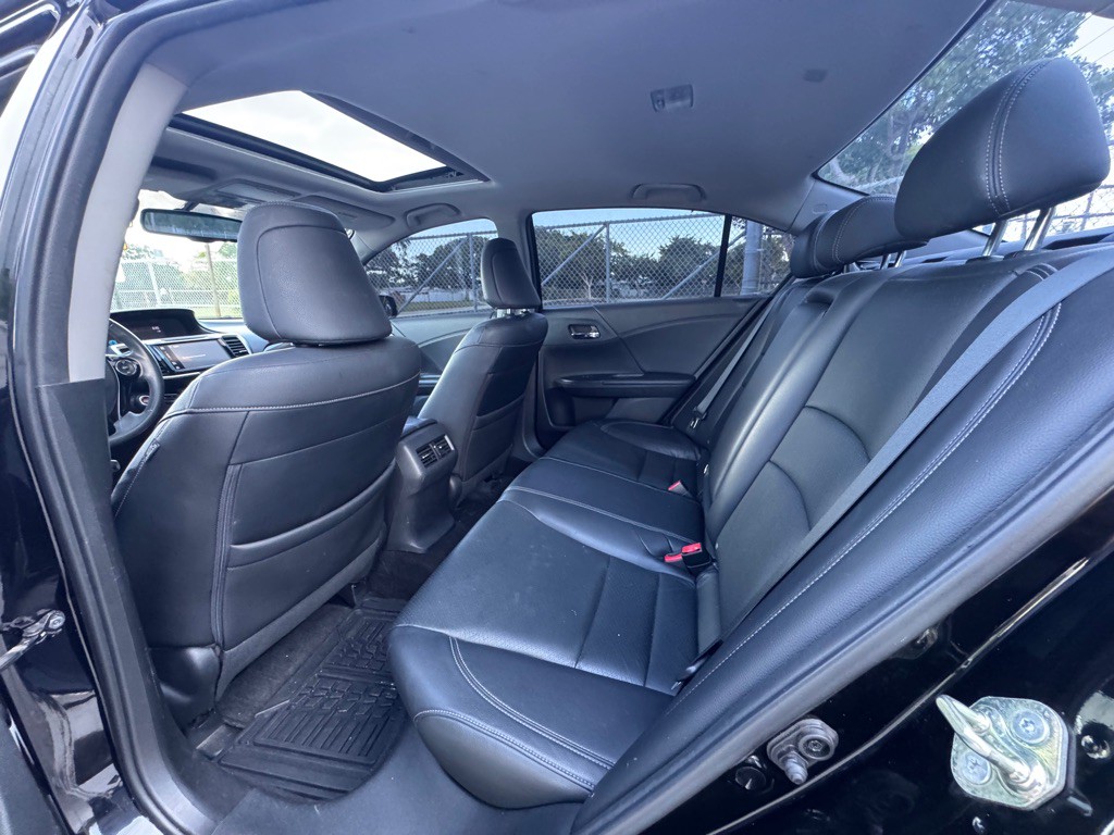 2016 Honda Accord Image 10