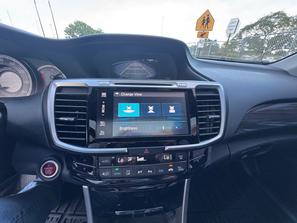 2016 Honda Accord Image 15