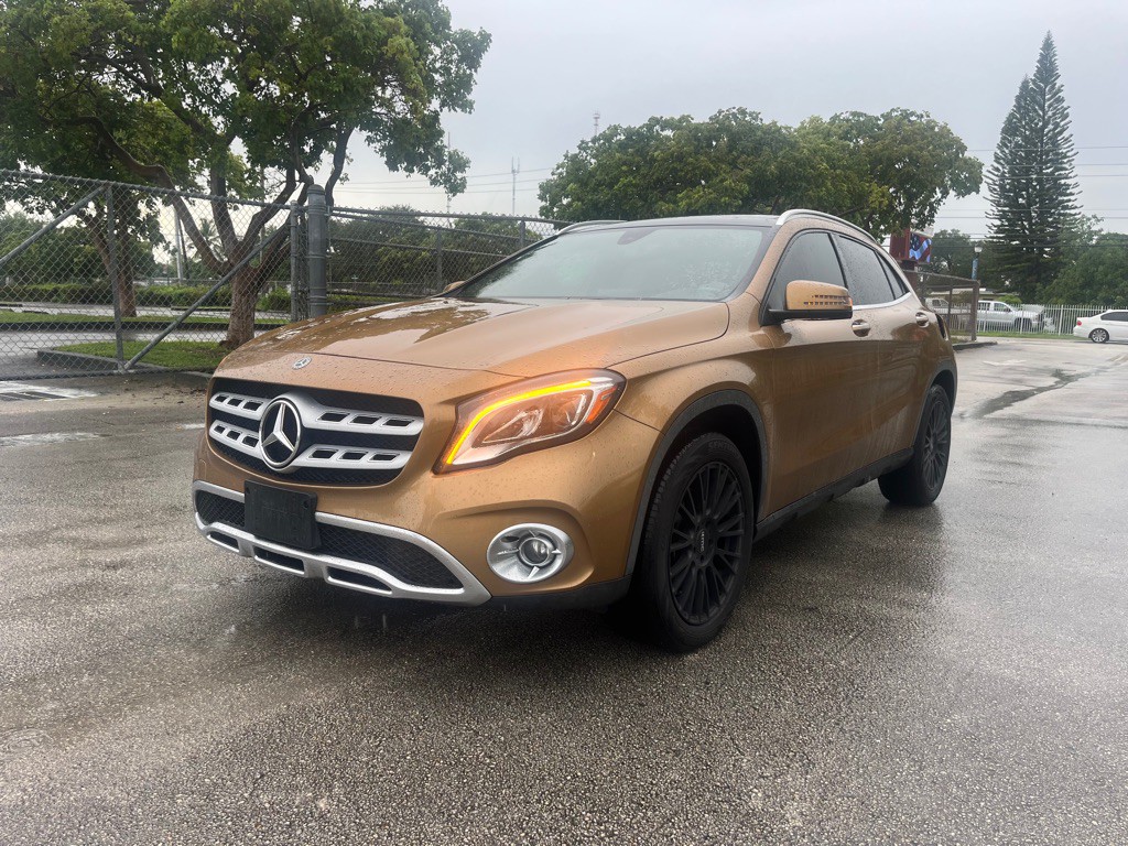 2018 Mercedes-Benz GLA-Class Image 1