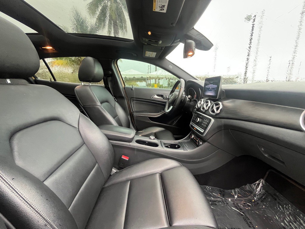 2018 Mercedes-Benz GLA-Class Image 11
