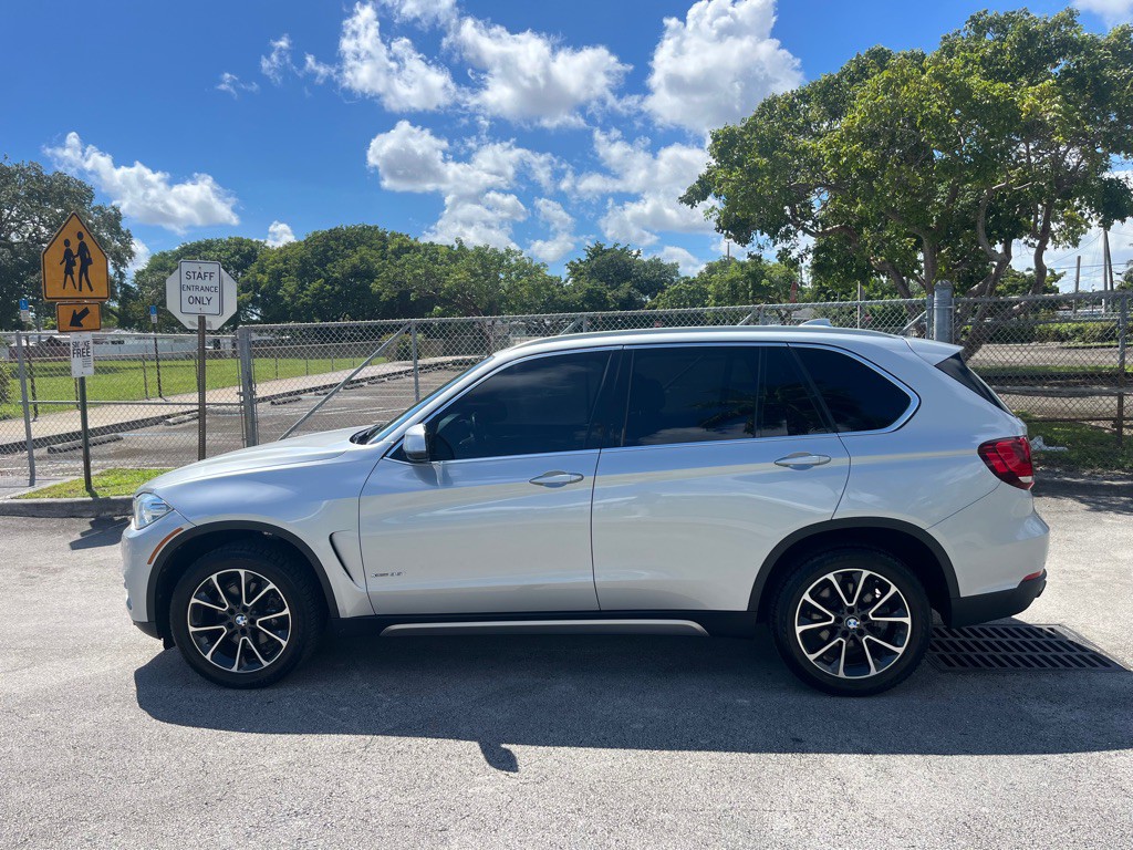 2017 BMW X5 Image 6