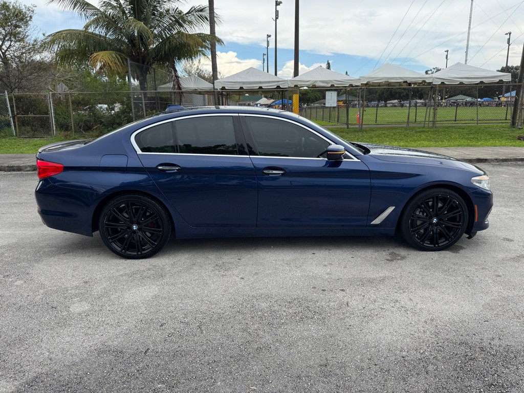 2017 BMW 5 Series Image 4