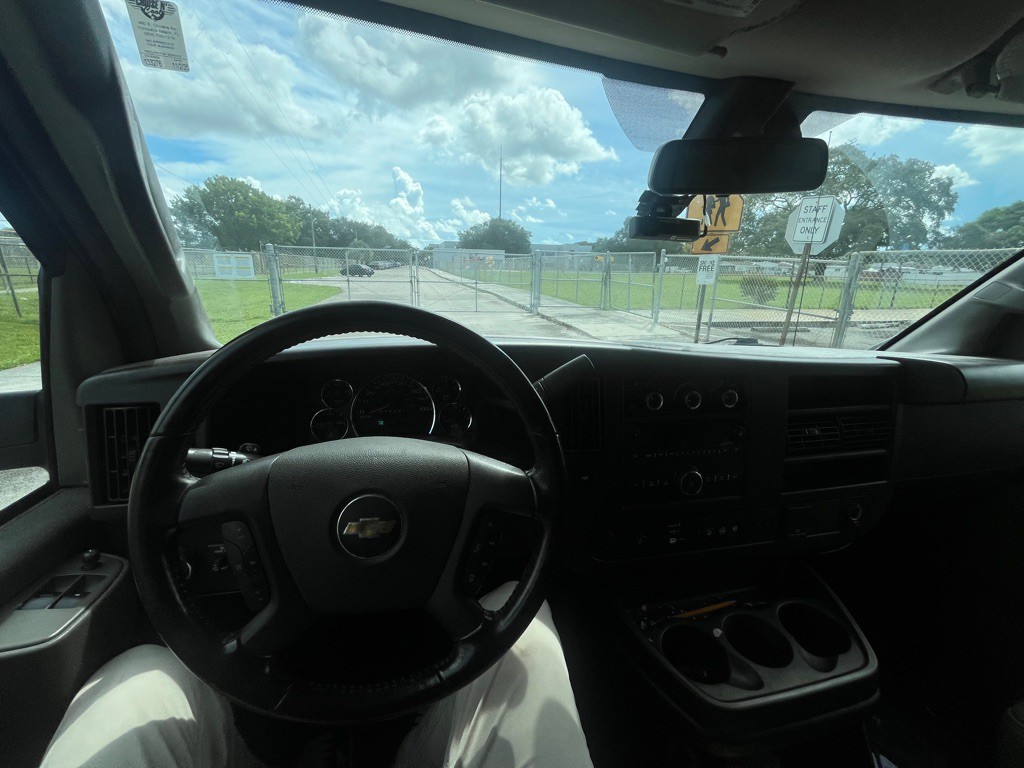2022 Chevrolet Express Image 10