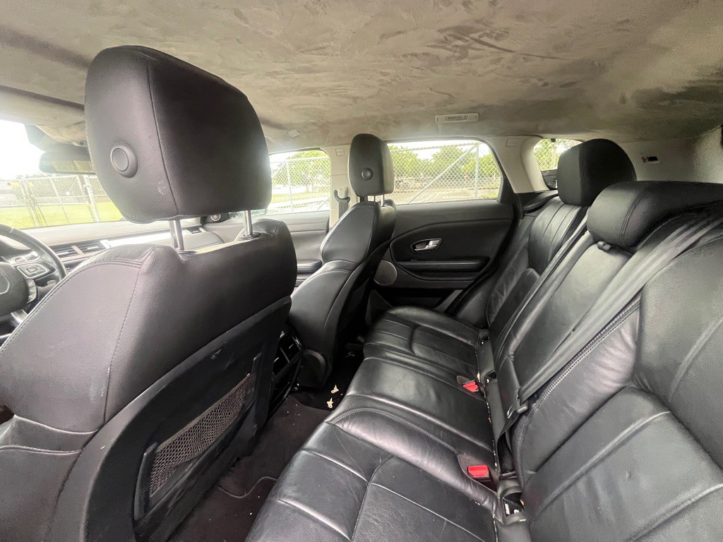 2017 Land Rover Range Rover Evoque Image 6