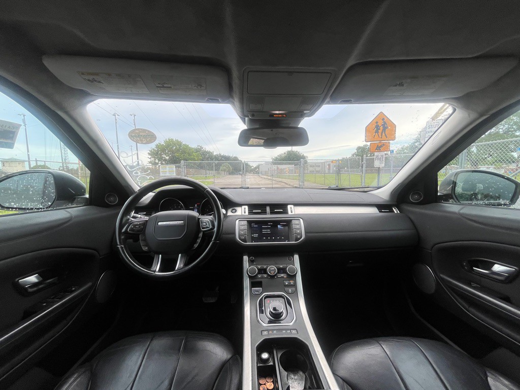 2017 Land Rover Range Rover Evoque Image 7