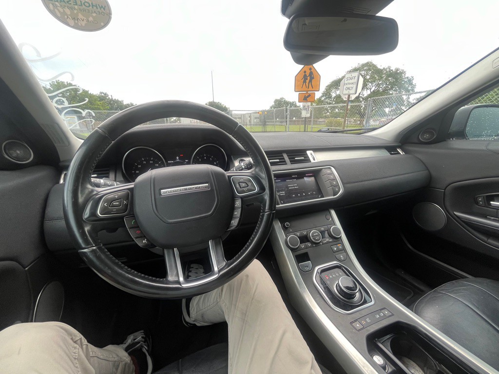 2017 Land Rover Range Rover Evoque Image 8