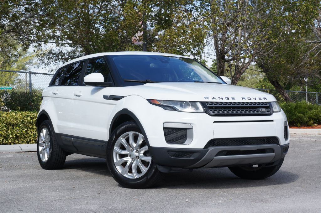 2017 Land Rover Range Rover Evoque Image 5