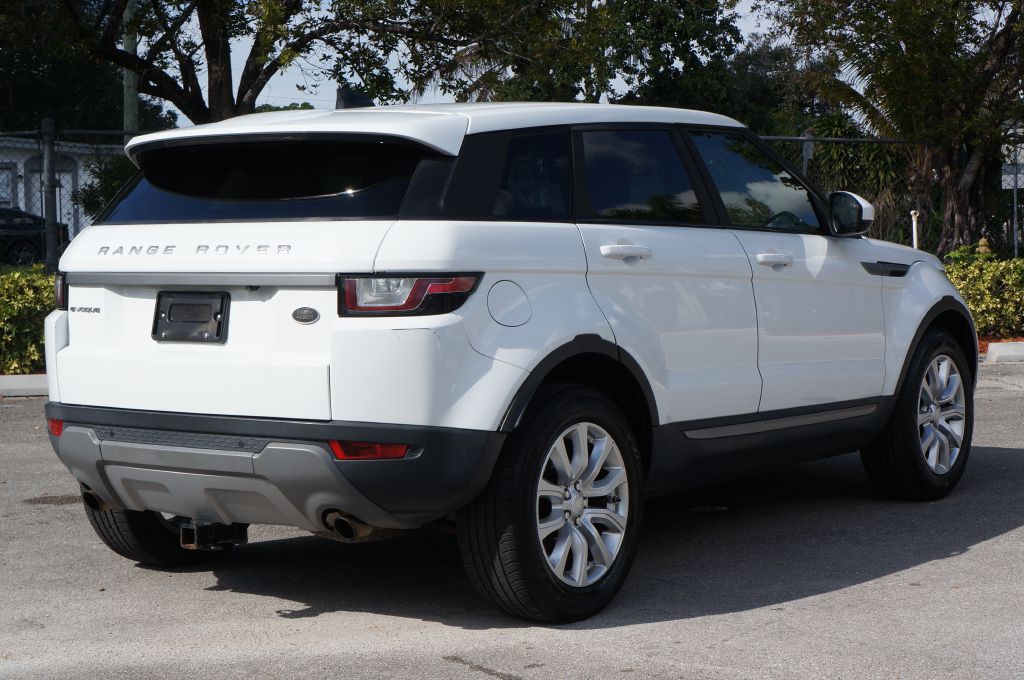 2017 Land Rover Range Rover Evoque Image 12