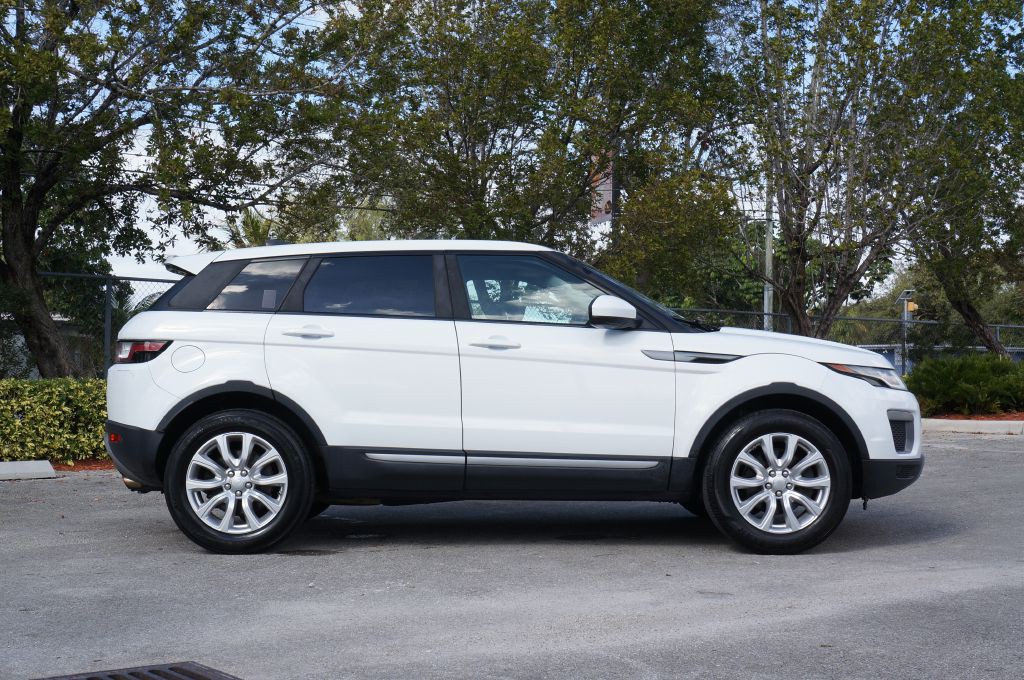 2017 Land Rover Range Rover Evoque Image 13