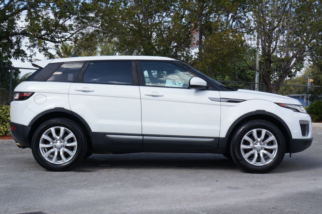 2017 Land Rover Range Rover Evoque Image 14