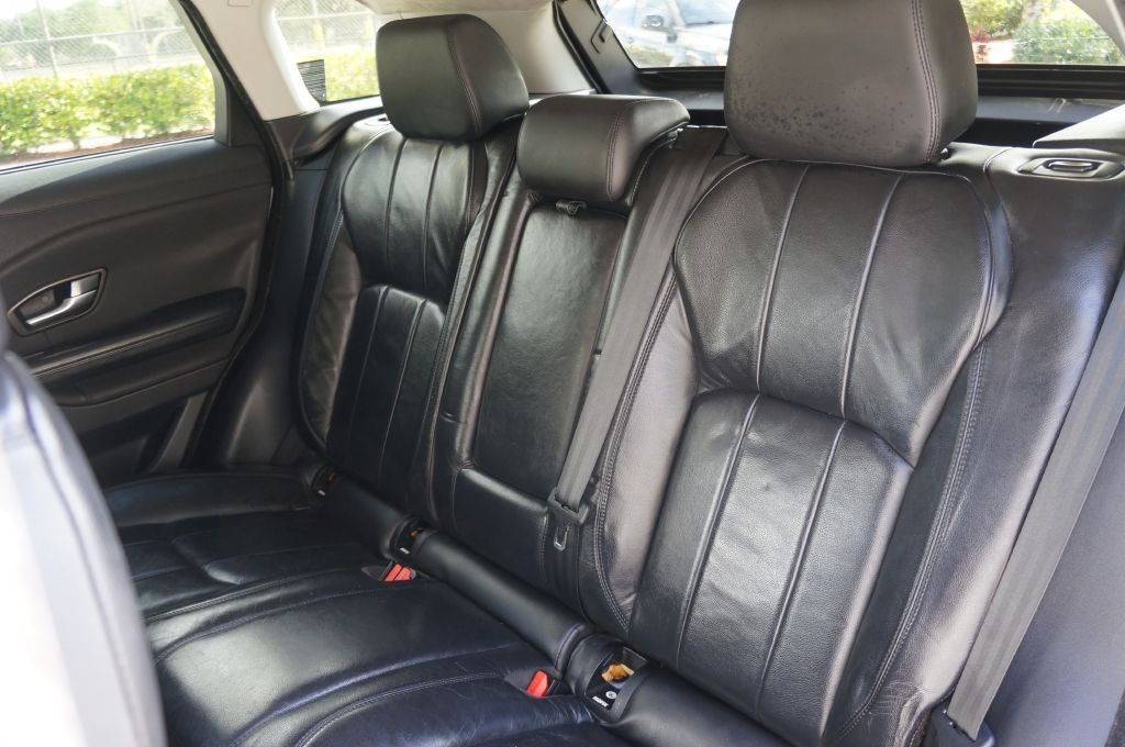 2017 Land Rover Range Rover Evoque Image 31