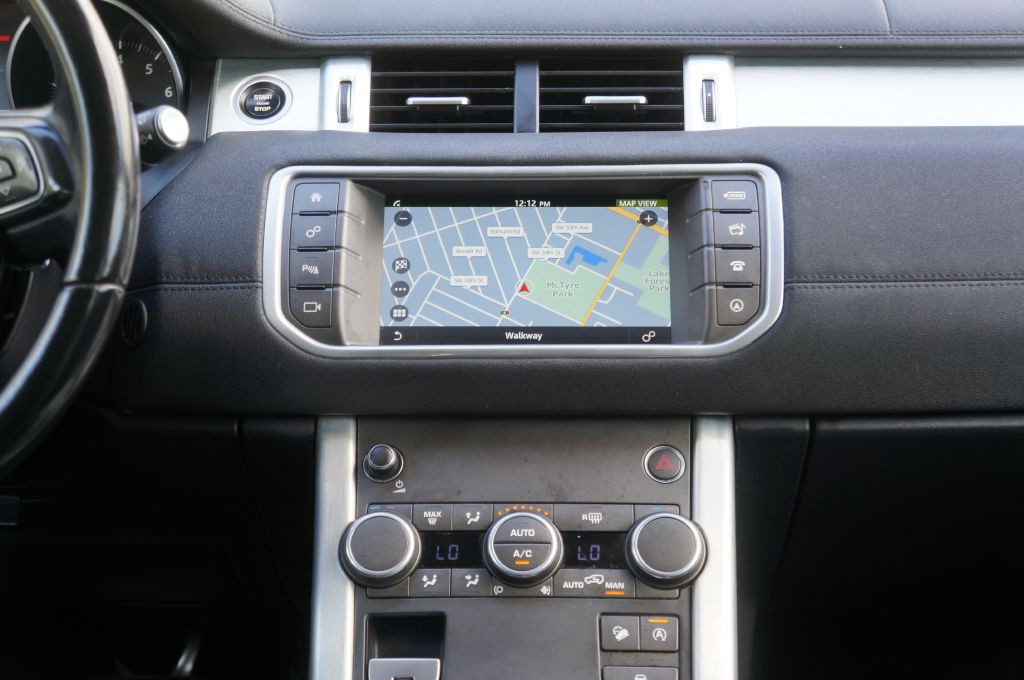 2017 Land Rover Range Rover Evoque Image 34