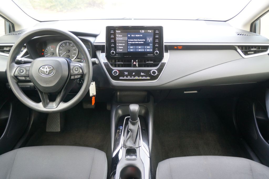 2021 Toyota Corolla Image 32