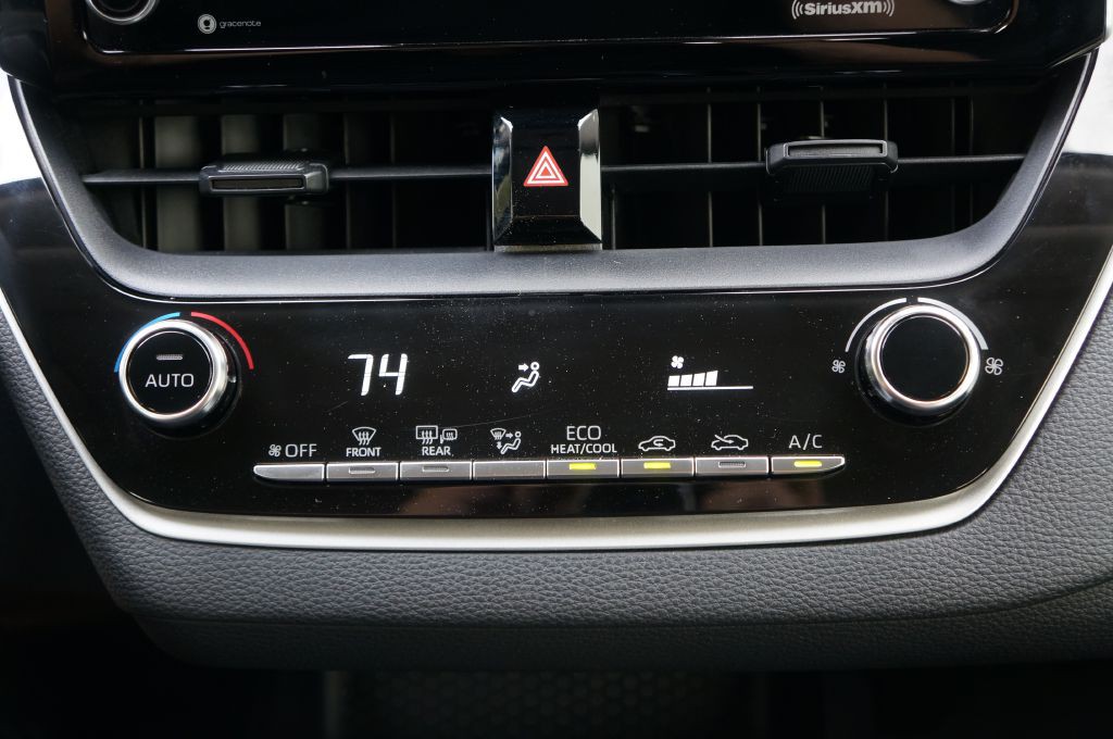 2021 Toyota Corolla Image 38