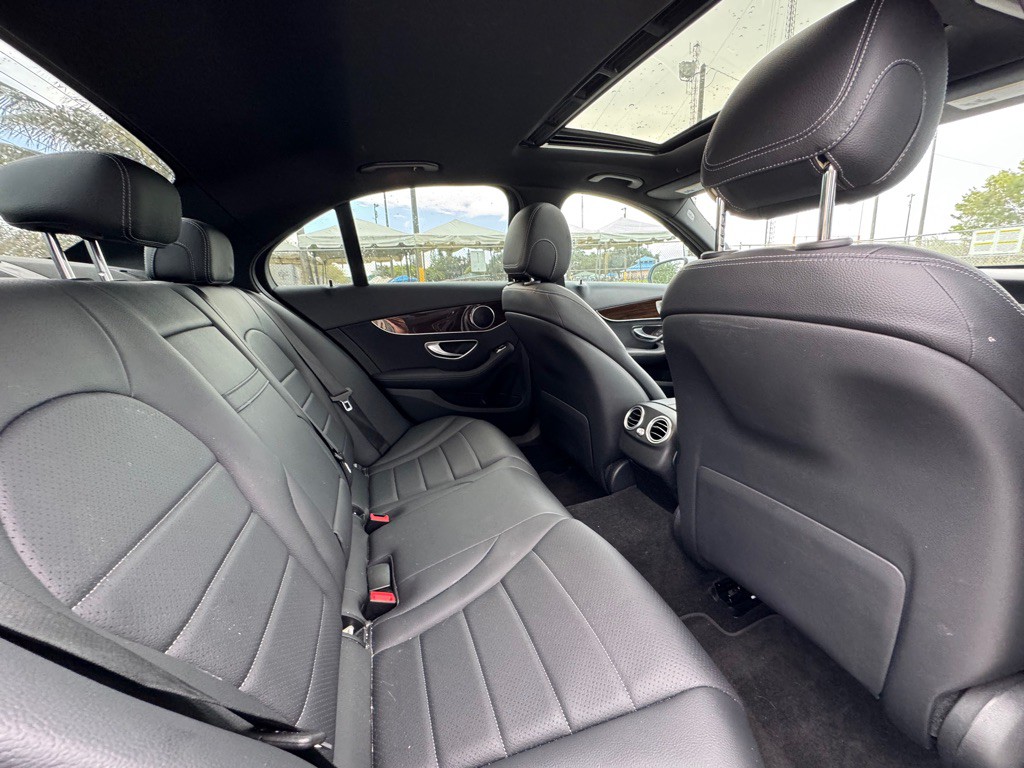 2020 Mercedes-Benz C-Class Image 11