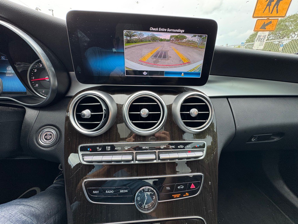 2020 Mercedes-Benz C-Class Image 16