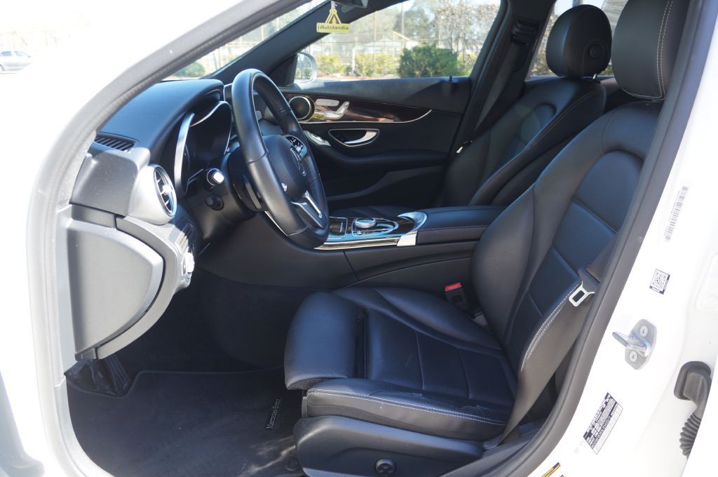 2020 Mercedes-Benz C-Class Image 28