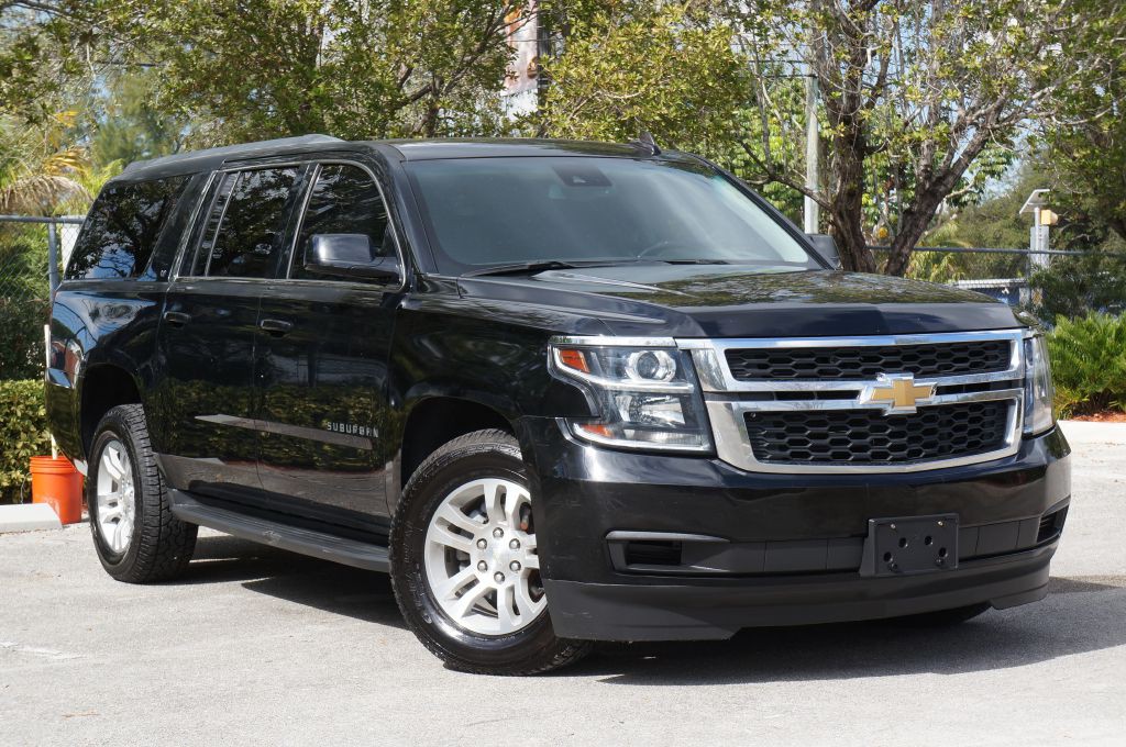 2018 Chevrolet Suburban Image 6