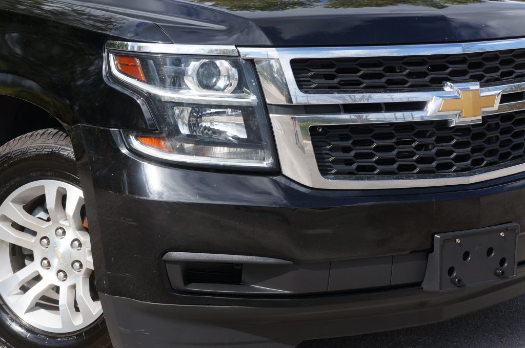 2018 Chevrolet Suburban Image 17