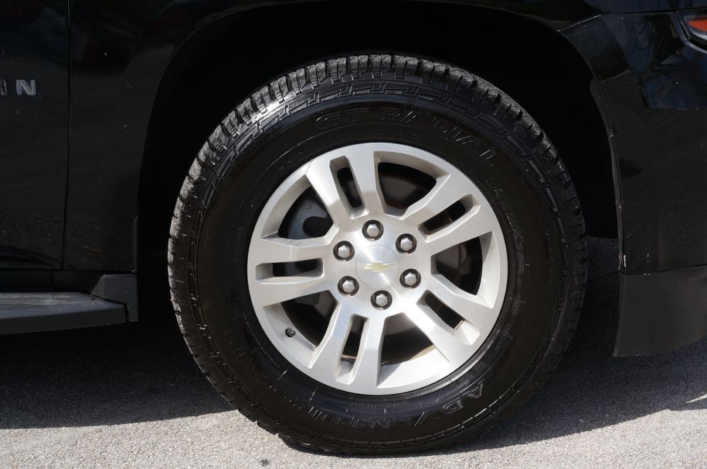 2018 Chevrolet Suburban Image 21