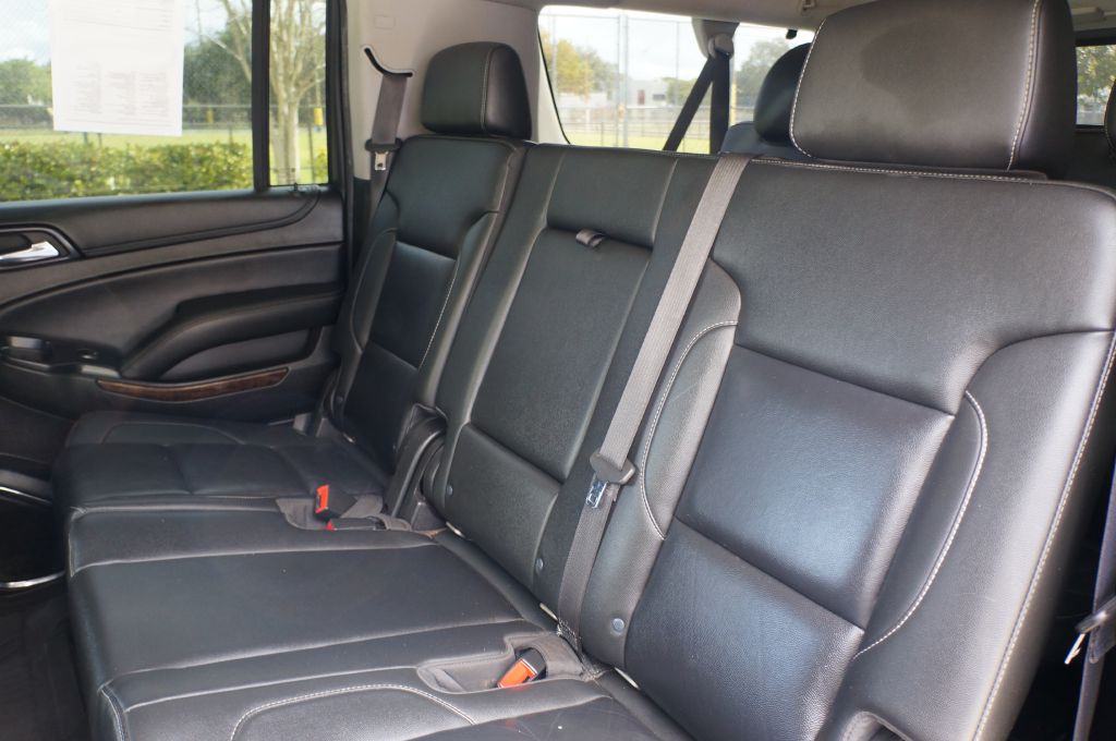 2018 Chevrolet Suburban Image 32