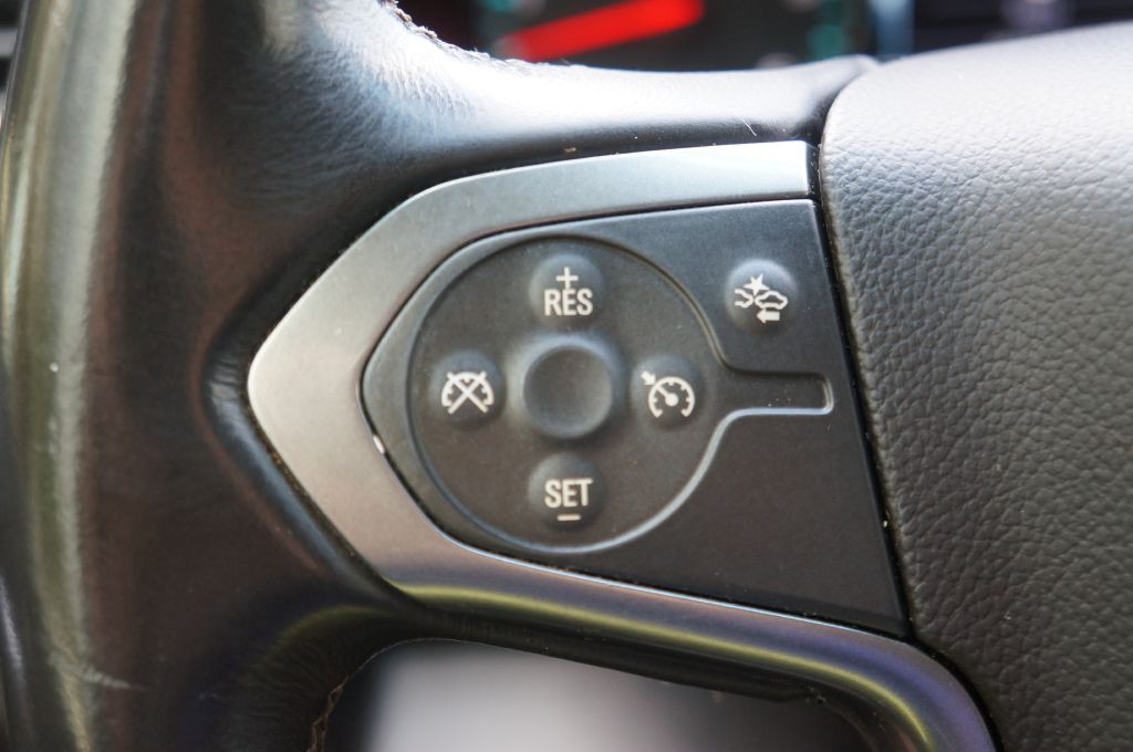 2018 Chevrolet Suburban Image 45