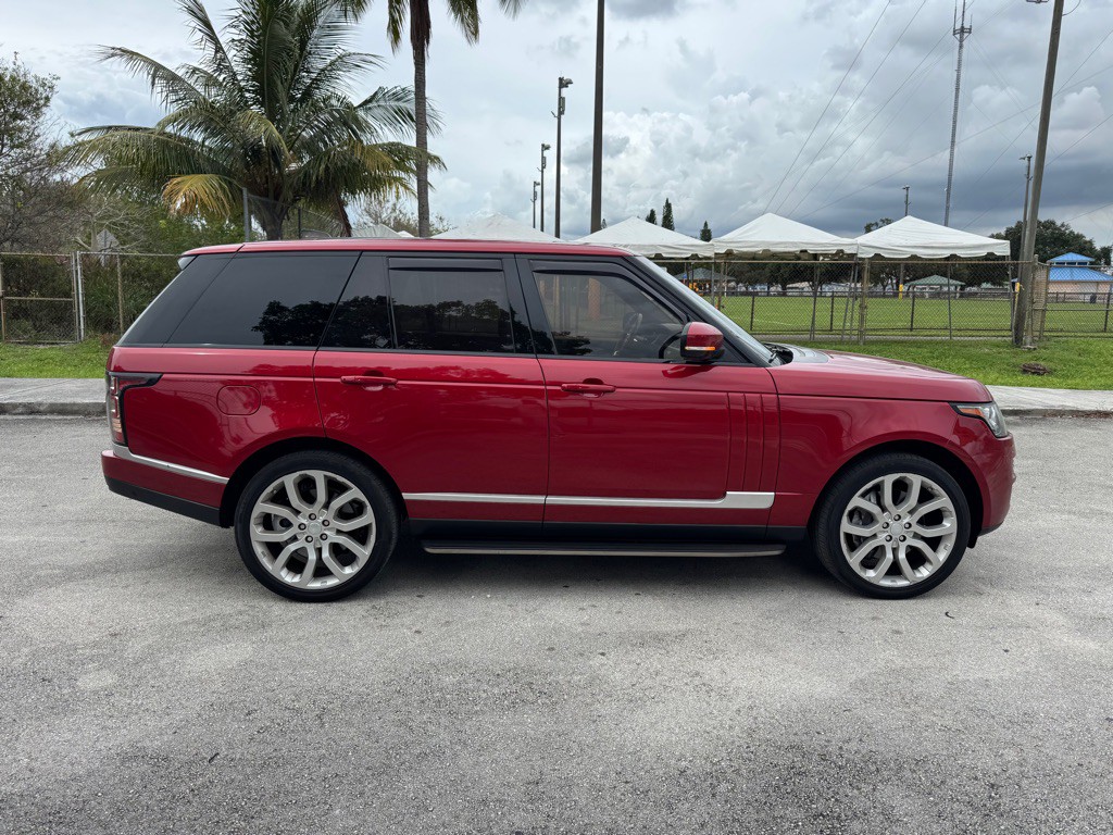 2017 Land Rover Range Rover Image 4