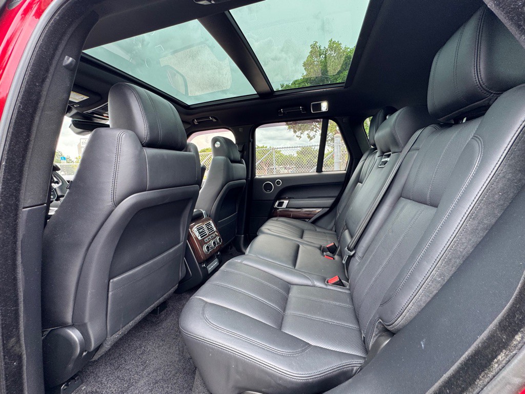 2017 Land Rover Range Rover Image 10