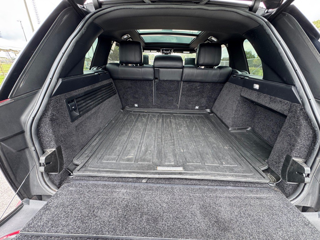 2017 Land Rover Range Rover Image 14