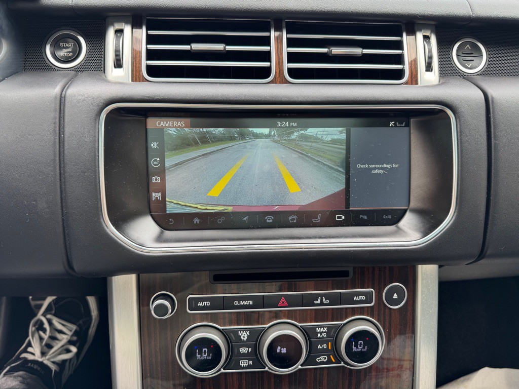 2017 Land Rover Range Rover Image 18