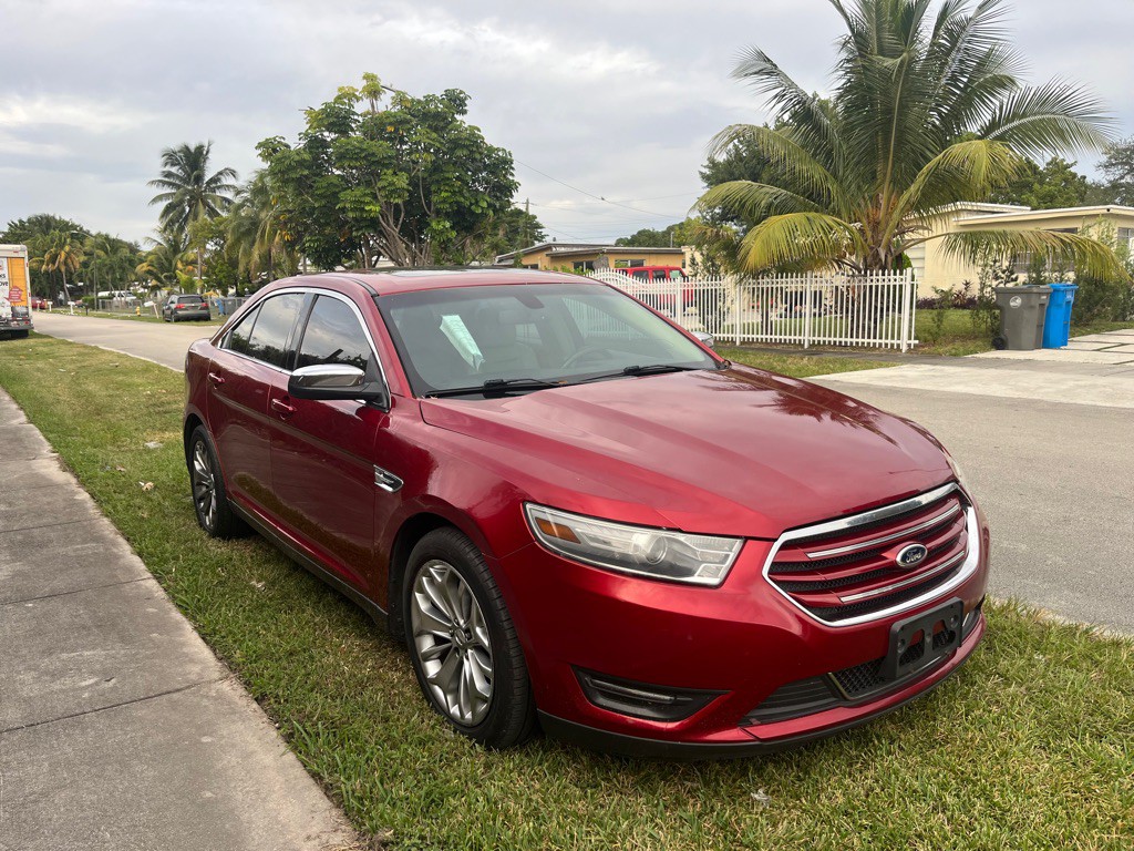 2013 Ford Taurus Image 3