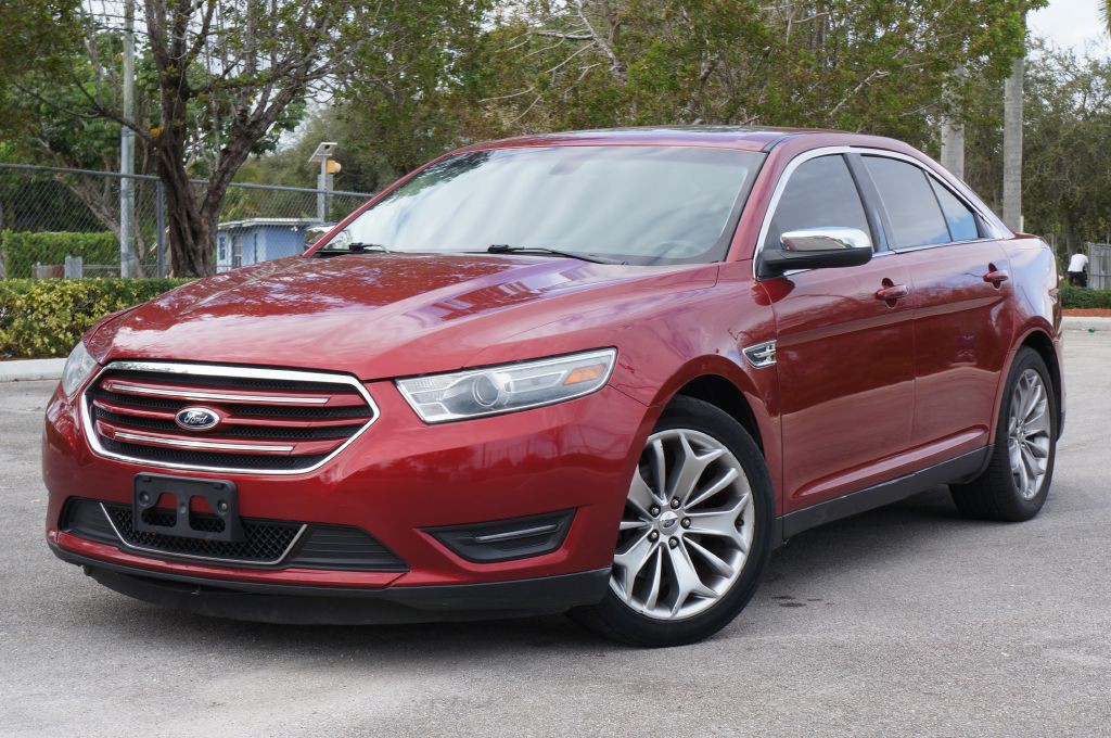 2013 Ford Taurus Image 2