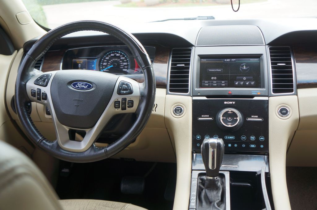 2013 Ford Taurus Image 33