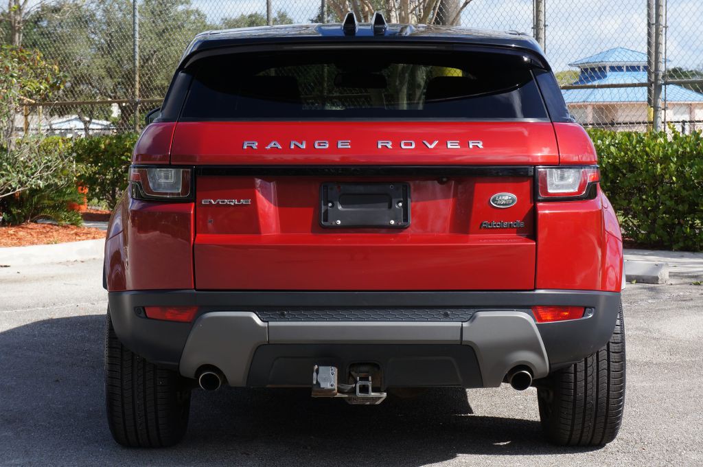 2018 Land Rover Range Rover Evoque Image 12