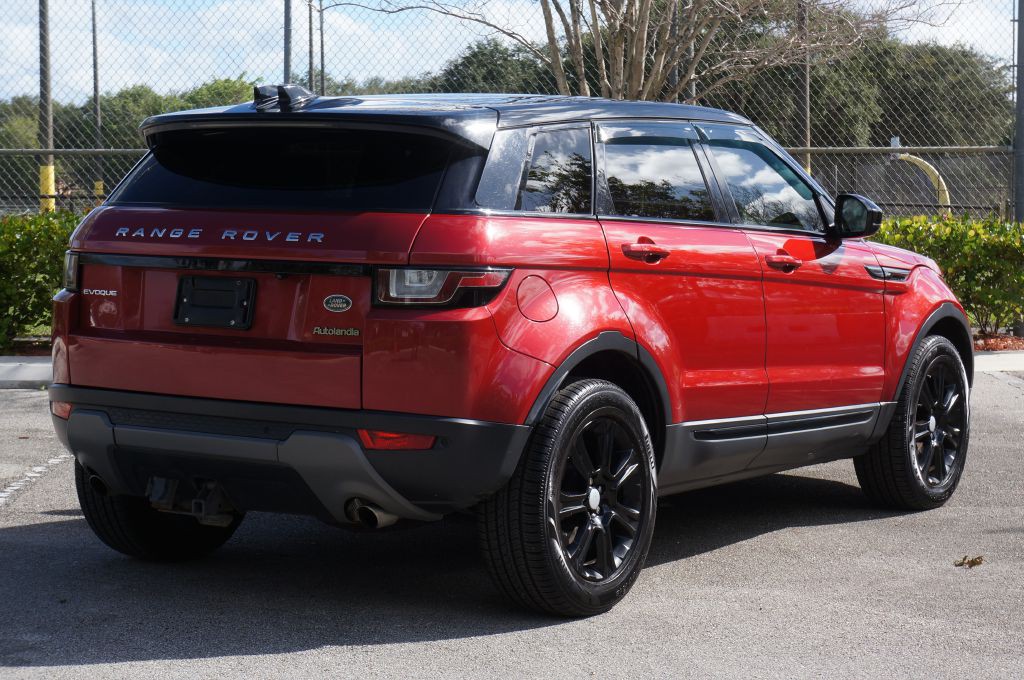 2018 Land Rover Range Rover Evoque Image 14