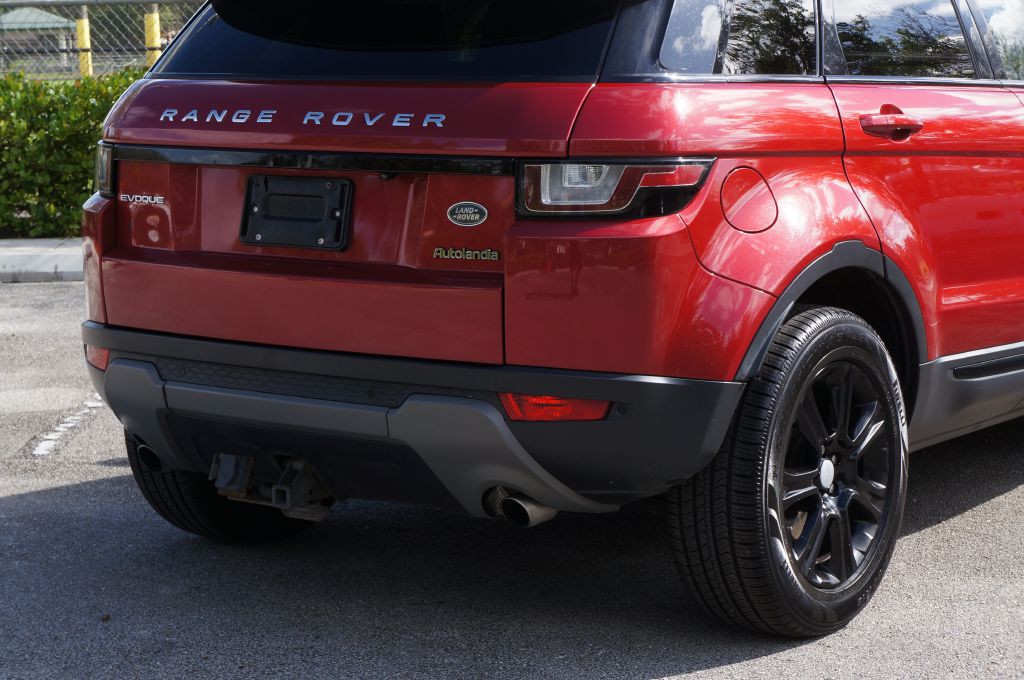 2018 Land Rover Range Rover Evoque Image 18