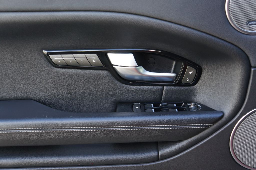 2018 Land Rover Range Rover Evoque Image 26